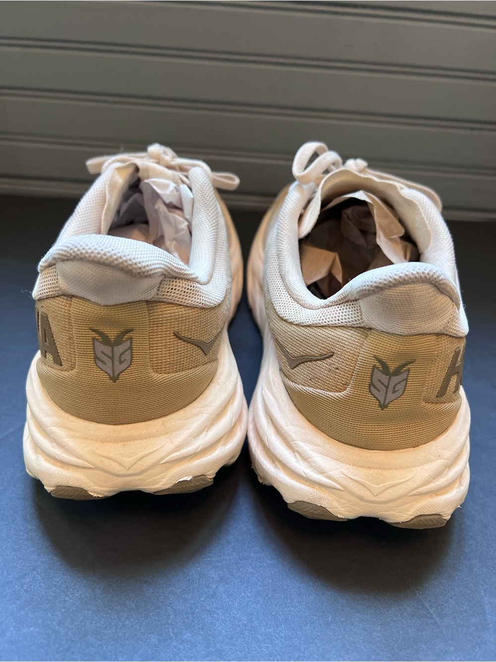 Hoka One One Speedgoat 5 Vibram Megagrip Trail Running Shoes Men’s Size 9.5 - Picture 5 of 9